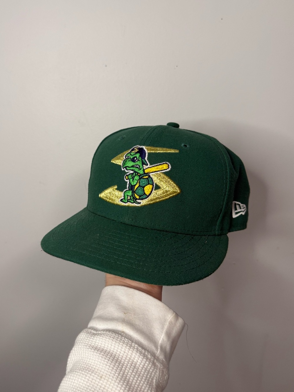 New Era Baseball Green Snapback Hat with Turtle Logo 7 1/8